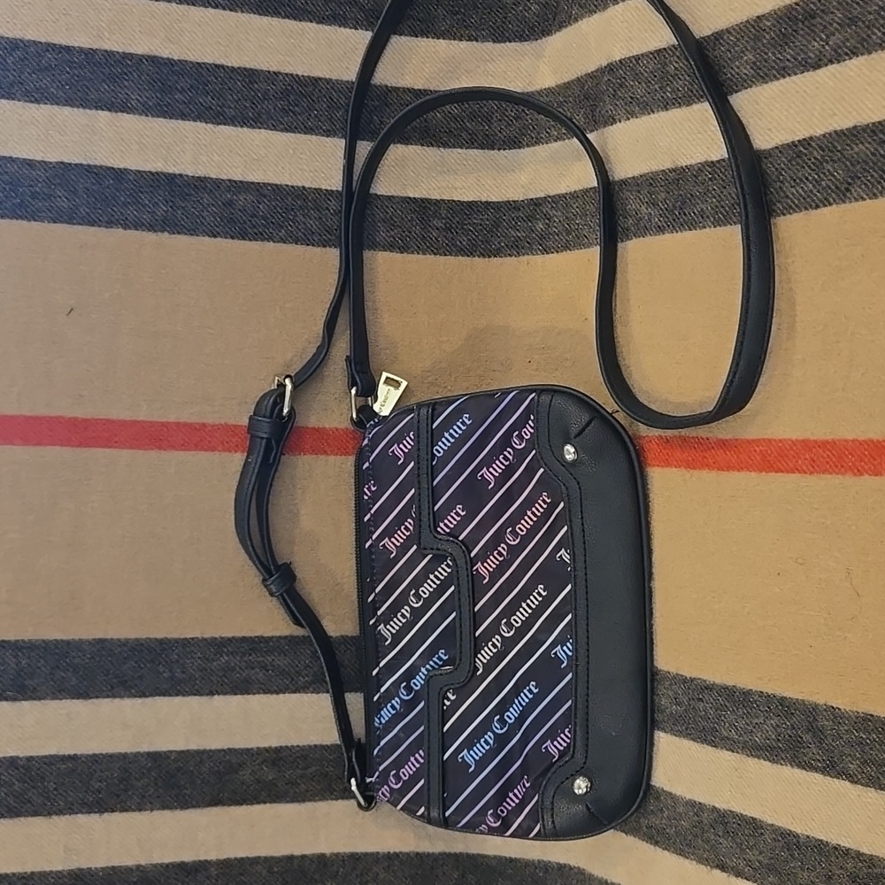 NWOT Juicy Couture Black and Pink Crossbody Bag